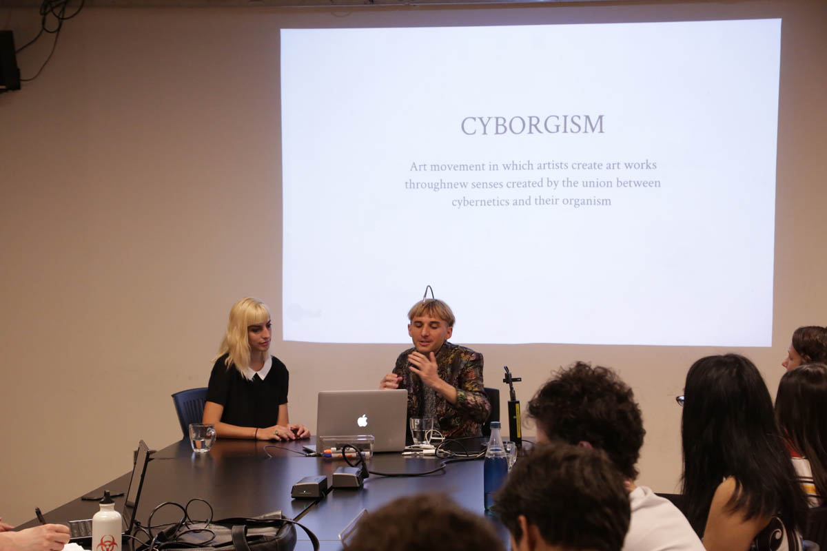 2 people talking about cyborgism